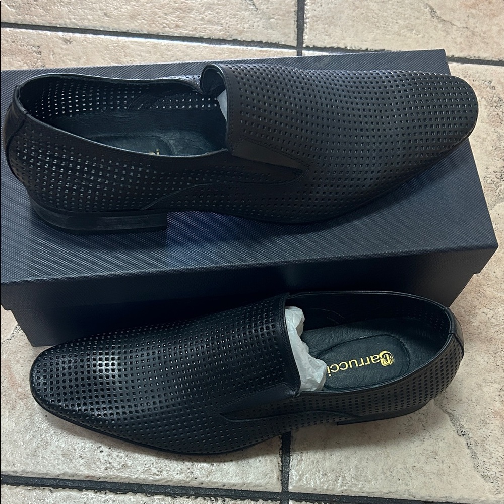 Carrucci Black Men's Leather Loafers New with Box